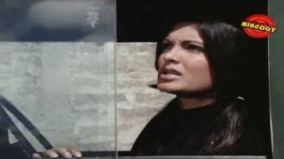 Sanjay Khan & Parveen Babi breaks Jail I Chandi SOna I Movie Scene