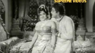 Pedarasi Peddamma Katha Full Movie